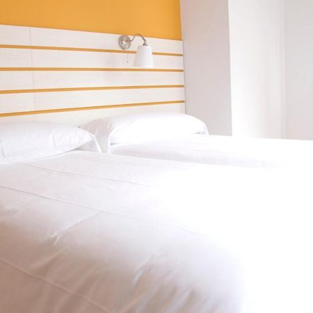Hostal Boreal Mistral Burgo Exterior foto